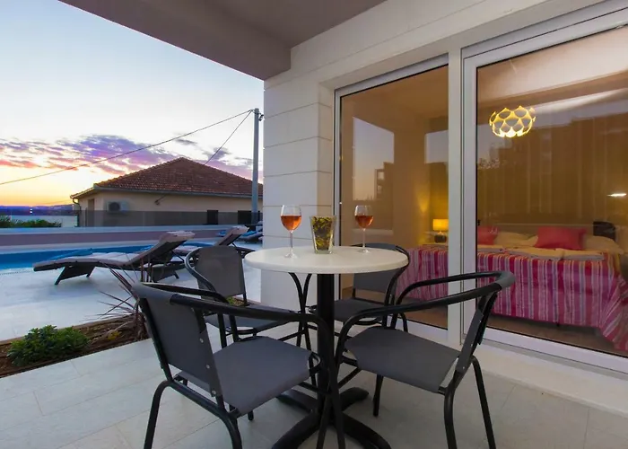 Appartement Bareta 2 *