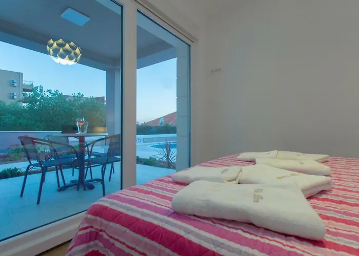 Bareta 2 Daire Trogir