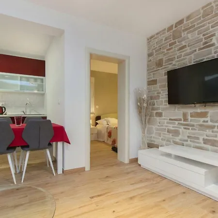 Apartment Bareta 2